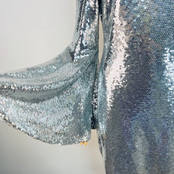 Lulus Sequin Silver Long Bell Sleeves Mini Dress Size M Sheath dress Party New - Picture 4 of 8
